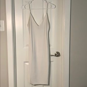 WHITE BACKLESS MIDI DRESS